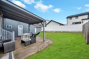 60 Herbert Herbert Ave, Elmont, NY 11003 - Photo 14