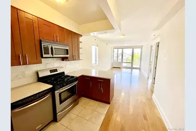 26-38 28 Street #C3, Astoria, NY 11102 - Photo 1