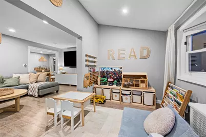 251 Forest Avenue, Lynbrook, NY 11563 - Photo 16