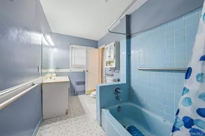 3641 Bertha Drive, Baldwin, NY 11510 - Photo 18