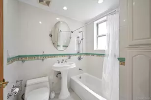 29-42 164th St, Flushing, NY 11358 - Photo 16
