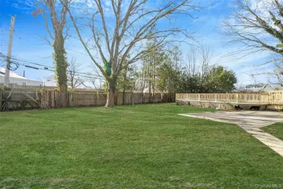 8 Elwood Road, Centereach, NY 11720 - Photo 22