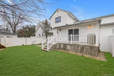 295 Plain Court #RIGHT, Franklin Square, NY 11010 - Photo 16