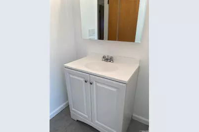 69 Inwood Road #2nd FL, Port Washington, NY 11050 - Photo 10