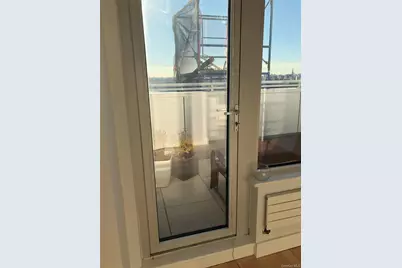 1046 Jackson Avenue #8C, Long Island City, NY 11101 - Photo 6