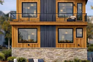 121 B Garfield St, Freeport, NY 11520 - Photo 2