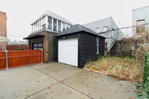 445 E 46th St, Brooklyn, NY 11203 - Photo 18