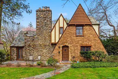 126 Taymil Road, New Rochelle, NY 10804 - Photo 1