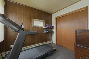 85 Spencer Ave, Lynbrook, NY 11563 - Photo 16