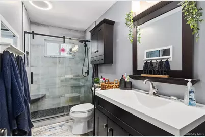 58 Pentmoor Drive, Mastic, NY 11950 - Photo 20