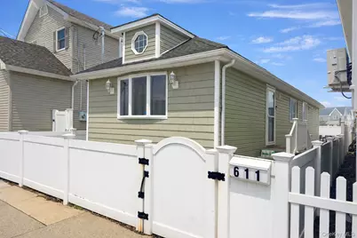 611 West Road, Broad Channel, NY 11693 - Photo 1