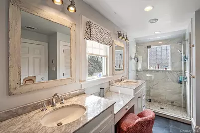 70 Magnolia Avenue, Garden City, NY 11530 - Photo 18