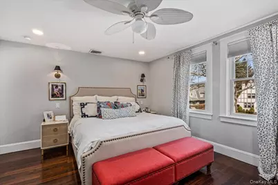 70 Magnolia Avenue, Garden City, NY 11530 - Photo 16