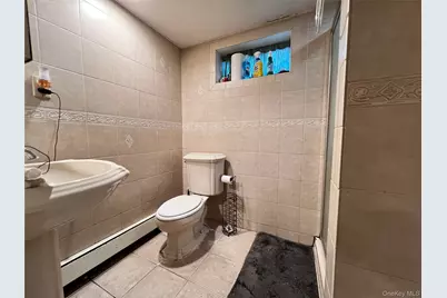 236 N Richmond Avenue, Massapequa, NY 11758 - Photo 18