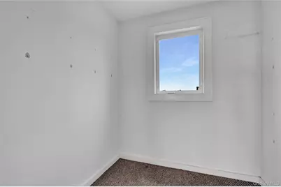 894 Bay 9th Street, West Islip, NY 11795 - Photo 18