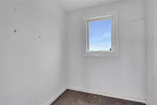 894 Bay 9th St, West Islip, NY 11795 - Photo 18