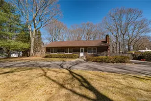 97 Woodlot Rd, Ridge, NY 11961 - Photo 2