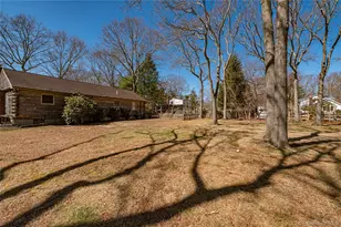 97 Woodlot Rd, Ridge, NY 11961 - Photo 18