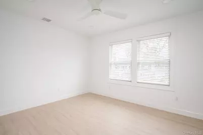 73 Stratford Road, West Hempstead, NY 11552 - Photo 20