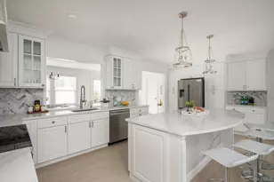 73 Stratford Rd, West Hempstead, NY 11552 - Photo 6