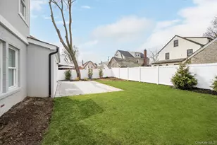 73 Stratford Rd, West Hempstead, NY 11552 - Photo 26