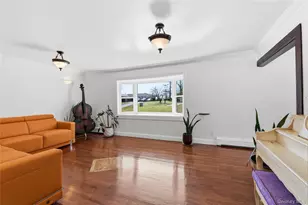 10 Mont Ave, Dix Hills, NY 11746 - Photo 6