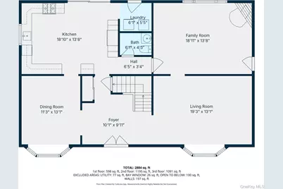 10 Mont Avenue, Dix Hills, NY 11746 - Photo 32