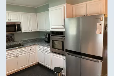 207 Woodbridge Drive #B, Ridge, NY 11961 - Photo 12