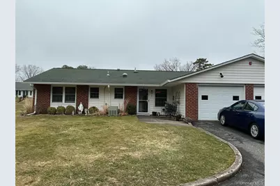 207 Woodbridge Drive #B, Ridge, NY 11961 - Photo 1