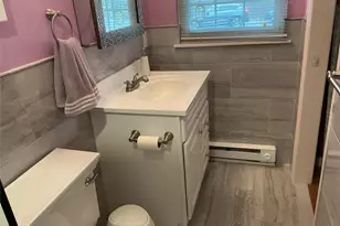 207 Woodbridge Dr, Ridge, NY 11961 - Photo 8