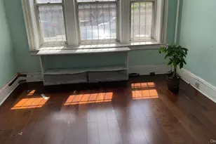 41-31 Hampton St, Elmhurst, NY 11373 - Photo 12