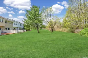 6 Manors Dr, Jericho, NY 11753 - Photo 16