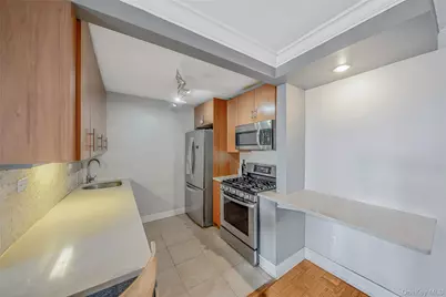 3731 73rd Street #9KL, Jackson Heights, NY 11372 - Photo 4