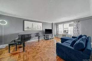 37-31 73rd St, Jackson Heights, NY 11372 - Photo 2