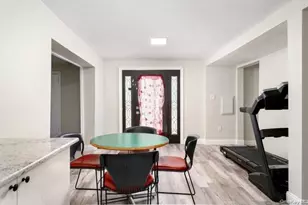 10 Sunnyside Dr, Sound Beach, NY 11789 - Photo 4