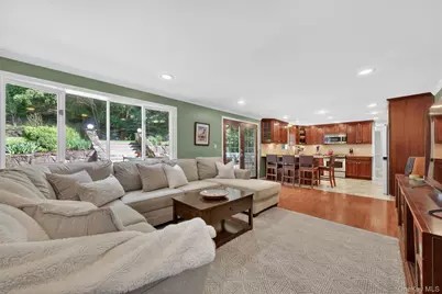 174 Maple Street, Croton on Hudson, NY 10520 - Photo 6