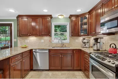 174 Maple Street, Croton on Hudson, NY 10520 - Photo 10