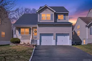 25 Alexander Dr, Washingtonville, NY 10992 - Photo 2