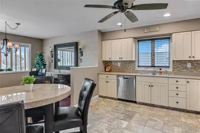 134 W Lido Promenade, Lindenhurst, NY 11757 - Photo 18