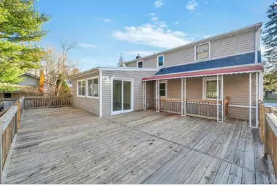 27 Landscape Drive, Wheatley Heights, NY 11798 - Photo 18