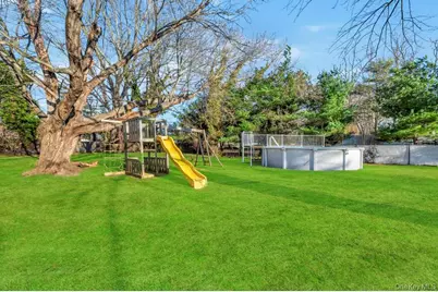 27 Landscape Drive, Wheatley Heights, NY 11798 - Photo 20
