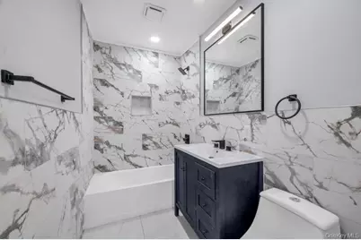 27 Landscape Drive, Wheatley Heights, NY 11798 - Photo 8