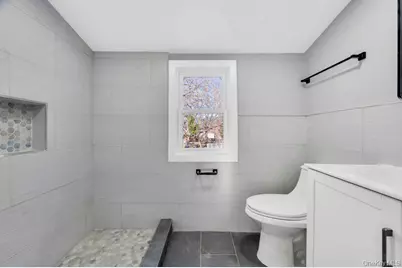 27 Landscape Drive, Wheatley Heights, NY 11798 - Photo 12