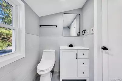 27 Landscape Drive, Wheatley Heights, NY 11798 - Photo 14