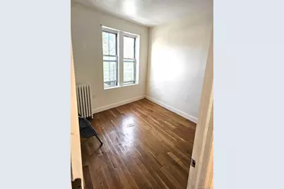 3 Midwood Avenue, Farmingdale, NY 11735 - Photo 4