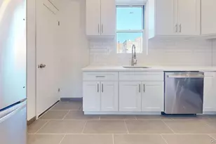 68-11 Dartmouth St, Forest Hills, NY 11375 - Photo 4