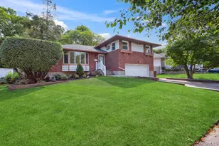 72 Winthrop Rd, Plainview, NY 11803 - Photo 2