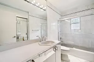 72 Winthrop Rd, Plainview, NY 11803 - Photo 30