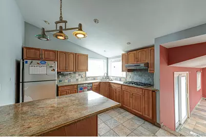 11 Lawrence Road, Deer Park, NY 11729 - Photo 4