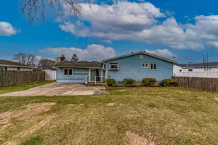 11 Lawrence Rd, Deer Park, NY 11729 - Photo 16